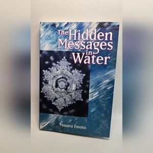 The Hidden Messages in Water Book